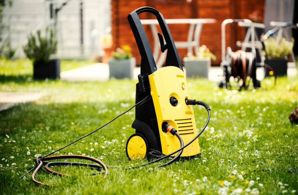 Best Pool Deck Cleaning  in Tremonton, UT